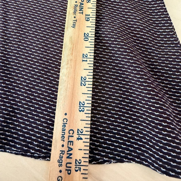 Eileen Fisher Silk Maroon Patterned Sleeveless Blouse - Petite 2/4 - Picture 8 of 9